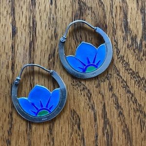 Vintage Sterling silver flower earrings
